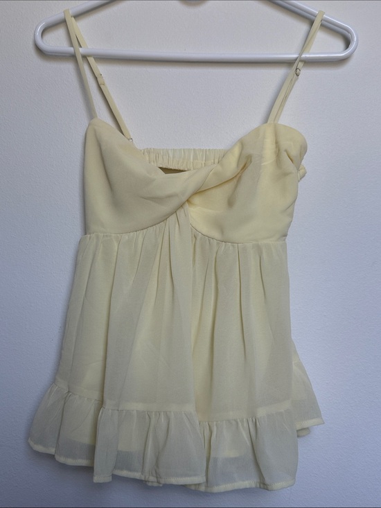 Princess Polly Tops - Princess Polly Butter Yellow Ruffled Spaghetti Strap Babydoll Camisole